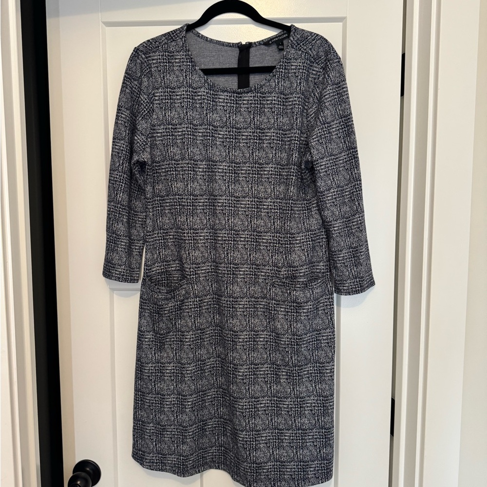 Elegant Black and Gray Women's Dress